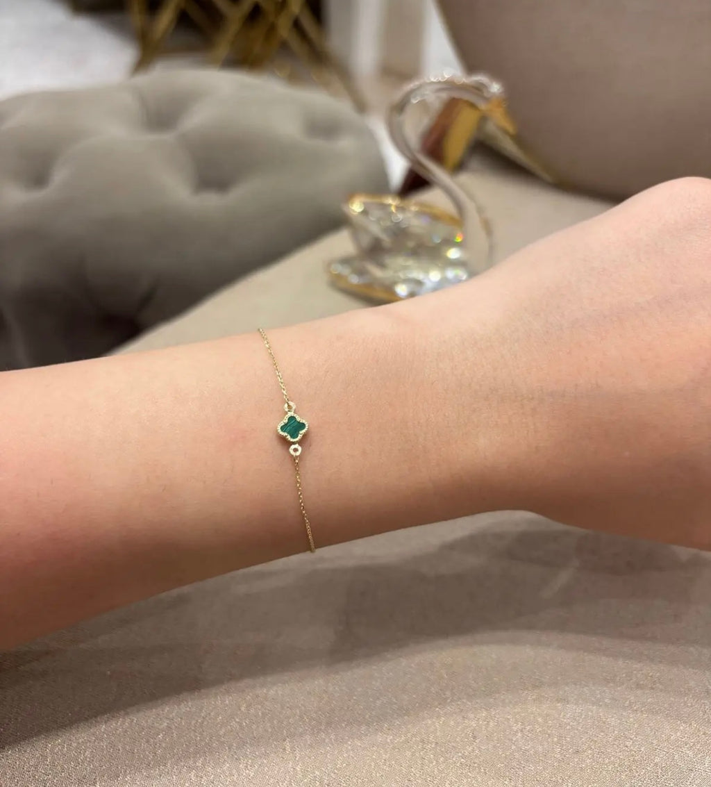 14K Gold Bracelet with a Single Four-Leaf Clover